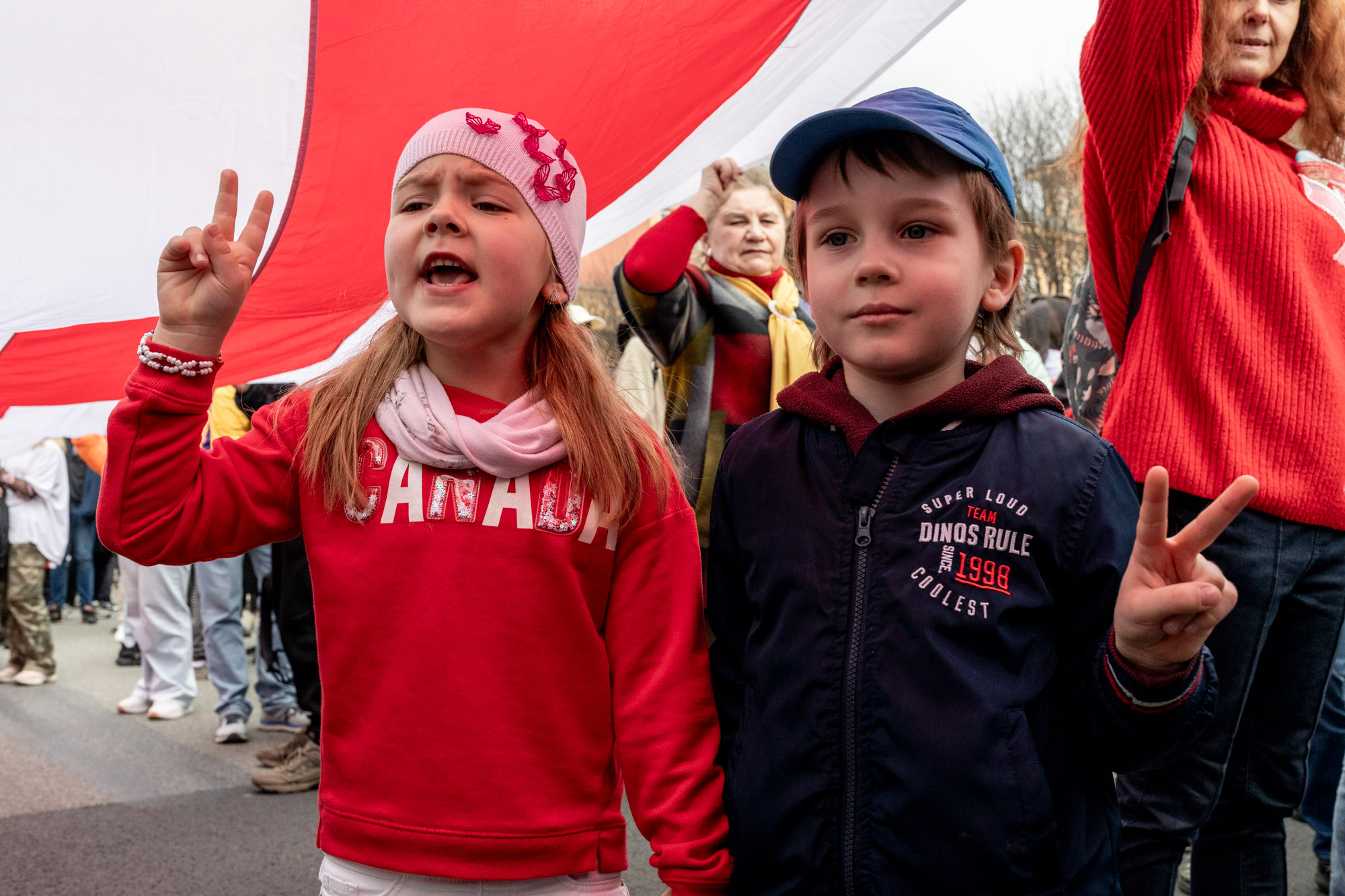 Anna Kanavalava's grand children protesting against repression in Belarus