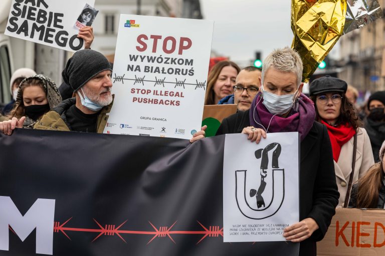 17 October 2021, Warsaw: a demonstration under the slogan ‘Stop torture at the borders’. The protest is a response to the dire situation facing refugees on the Polish-Belarusian border.