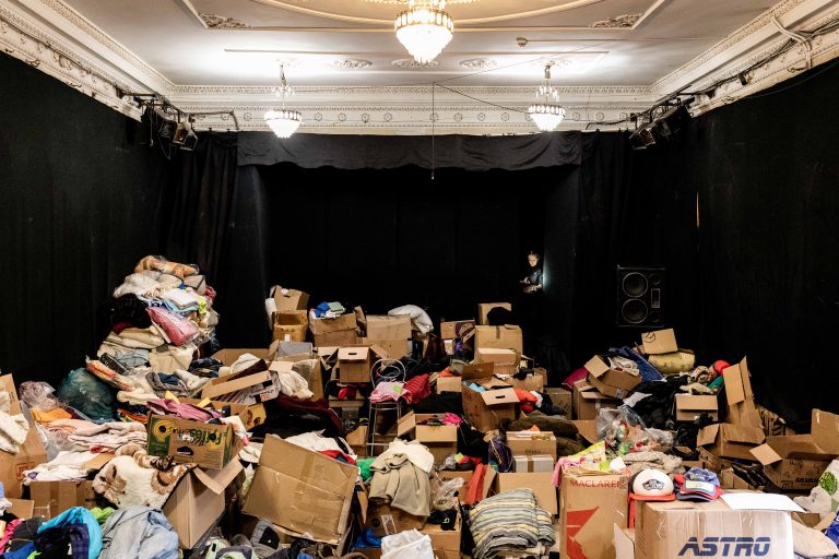 30 March 2022: Lviv – The Chamber Stage of the Maria Zańkowecka Drama Theatre has been temporarily converted into a collection point for aid for refugees from eastern Ukraine affected by the war with Russia.