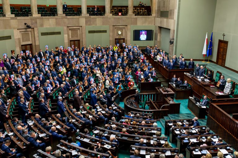 9 March 2023, Warsaw. A session of the Parliament held a few days after the broadcast of a report entitled “Franciszkańska 3” on TVN24, concerning Cardinal Karol Wojtyła’s knowledge of cases of sexual abuse of minors by clergy. On that day, the Parliament adopted a resolution “on the defence of the good name of St John Paul II”. Below: the PiS benches during the session.